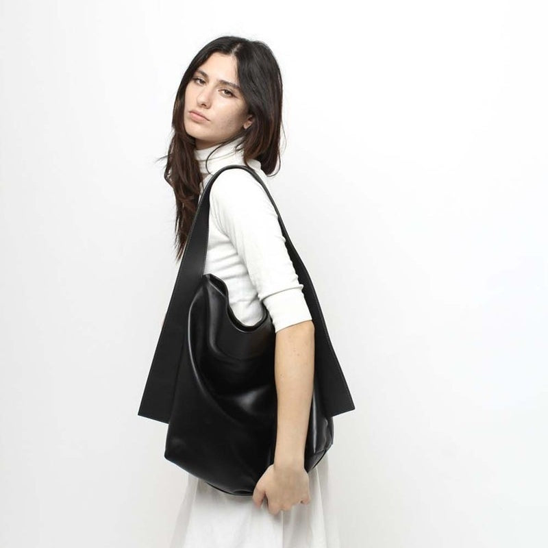 ALBA BLACK NAPPA