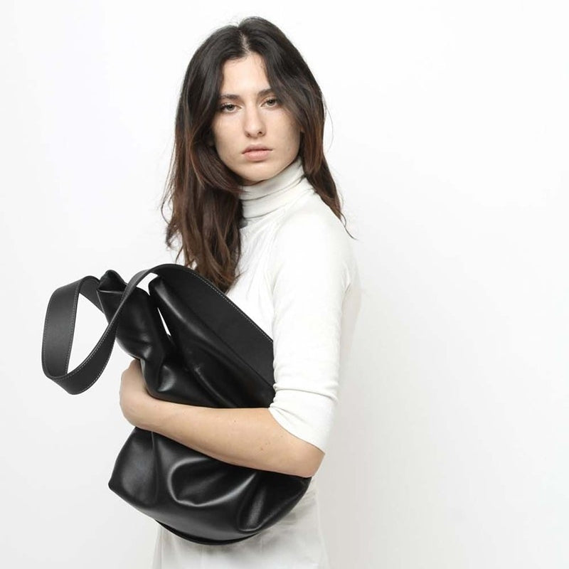 ALBA BLACK NAPPA