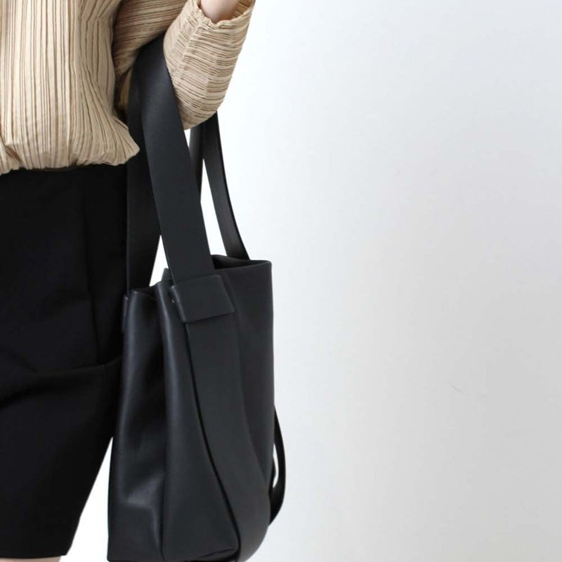 GIOIA BLACK CALFSKIN