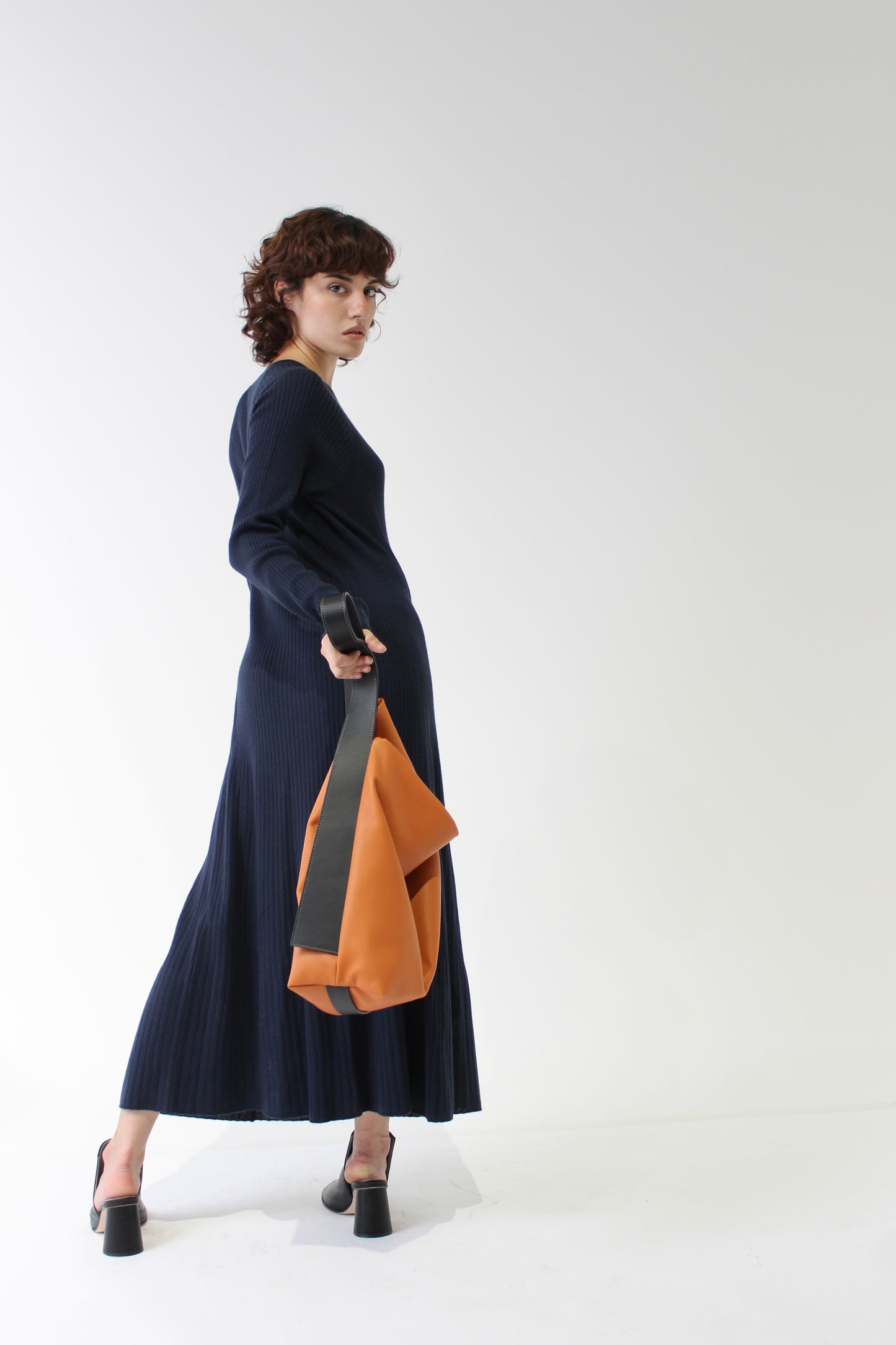 ALBA ORANGE CALFSKIN