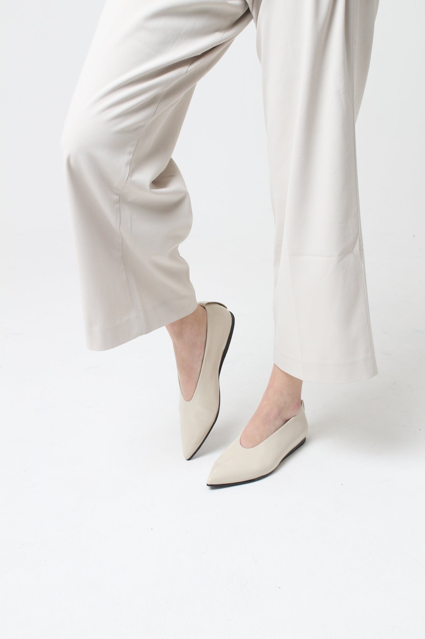 CECILIA PELLE VERNICE BIANCA