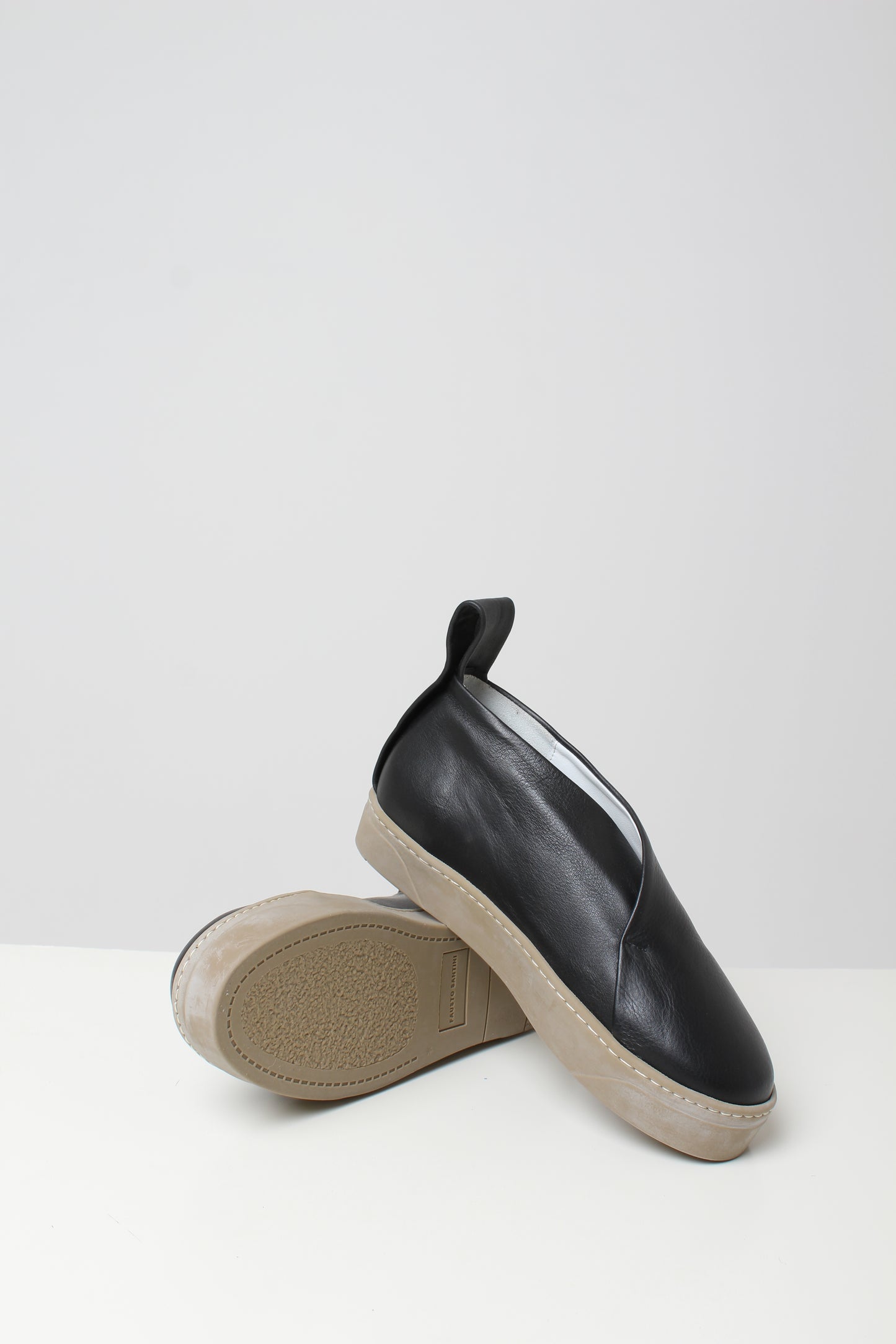 TENNIS 801 BLACK NAPPA