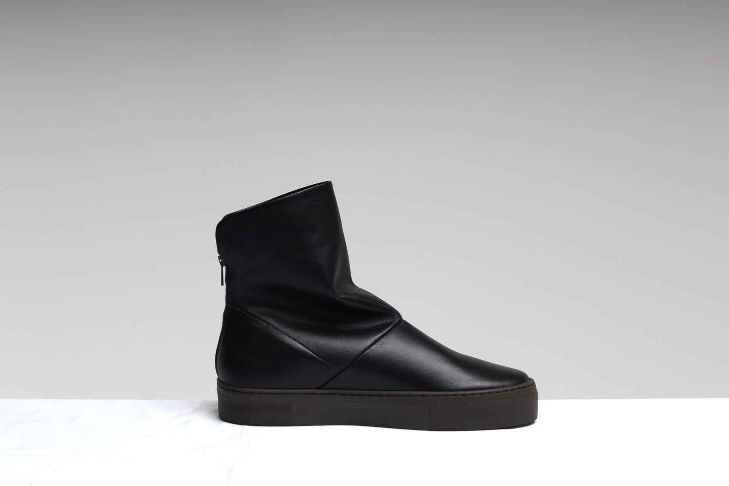 TENNIS 204 NAPPA NERO