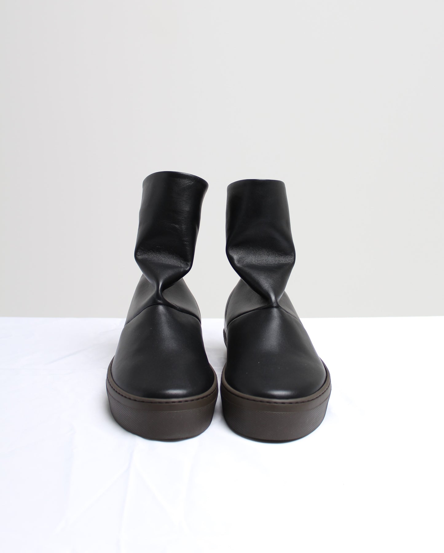 TENNIS 204 NAPPA NERO