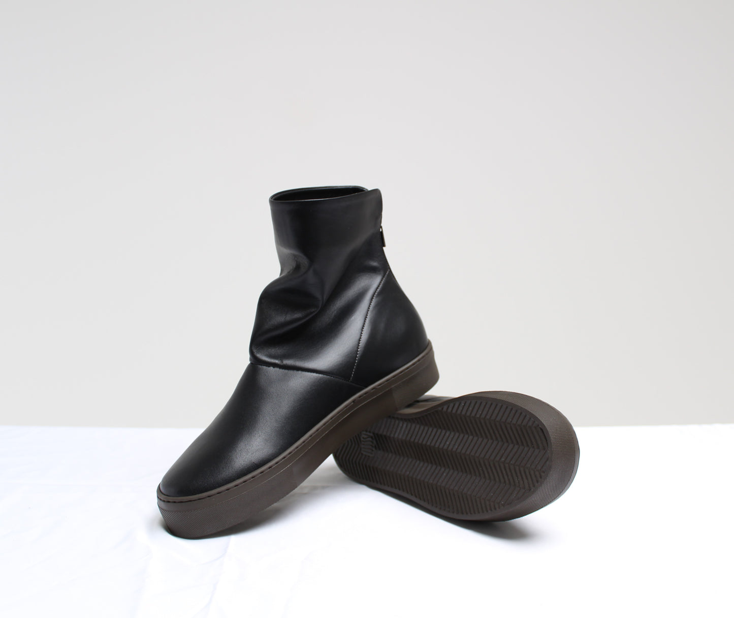 TENNIS 204 NAPPA NERO